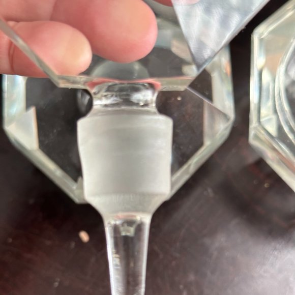 Vintage led crystal faceted octagon shape perfume bottle and trinket dish. - Picture 9 of 10